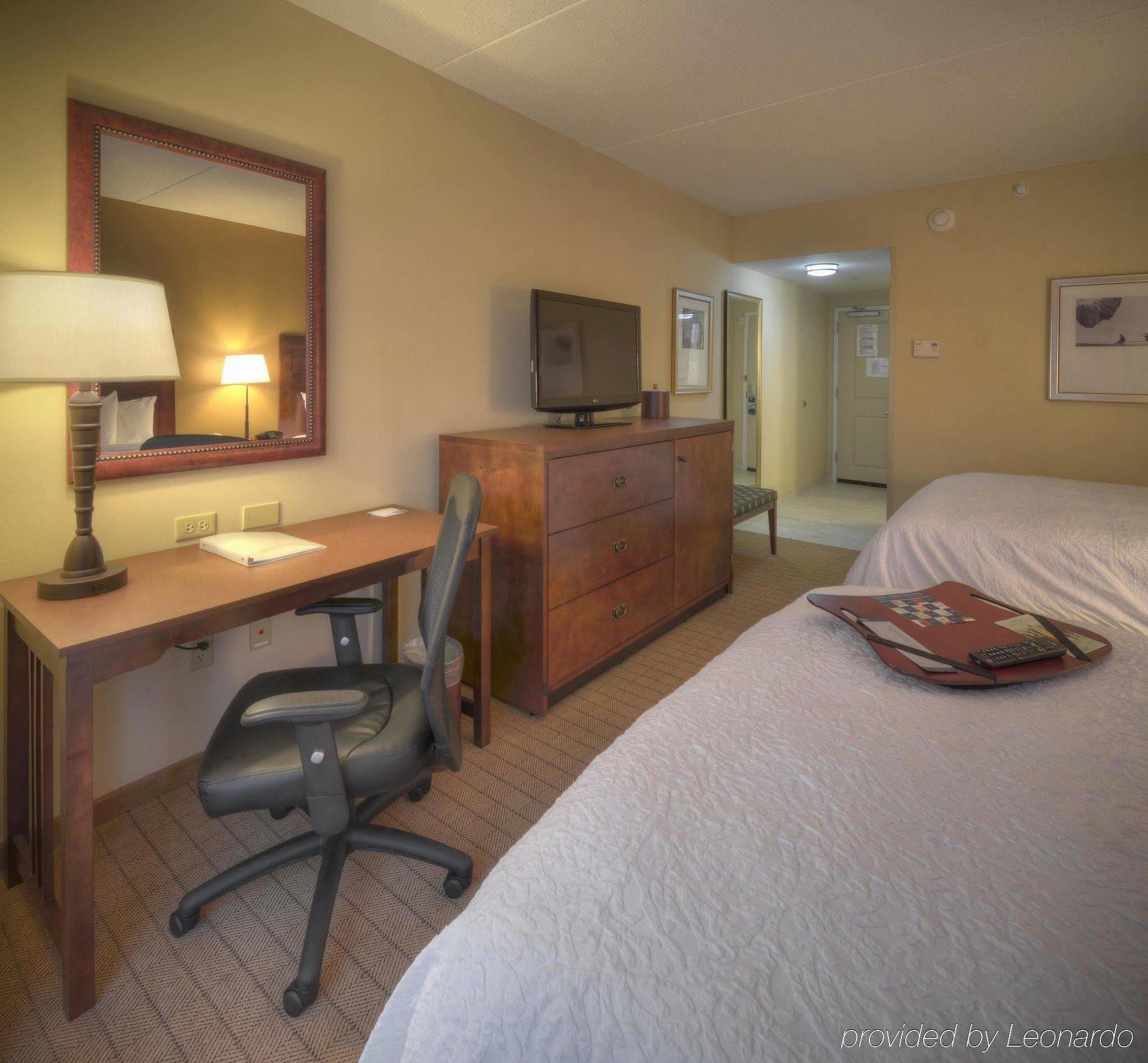 Hampton Inn Columbus/South-Fort Benning Exterior photo